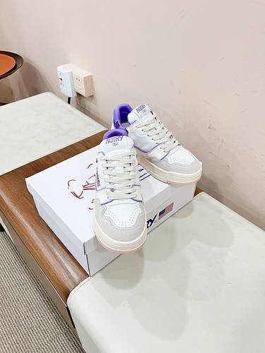 Picture of Autry Shoes Women _SKUfw157085329fw